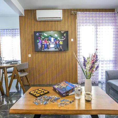 Διαμέρισμα Sophie's Place Center *