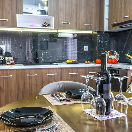 아파트 Sophie's Place Center 카발라