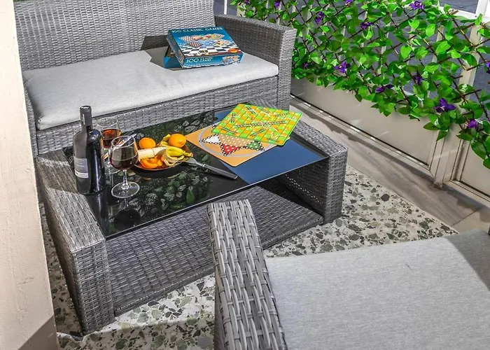 Sophie's Place Center شقة كافالا