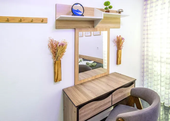 Sophie's Place Center كافالا