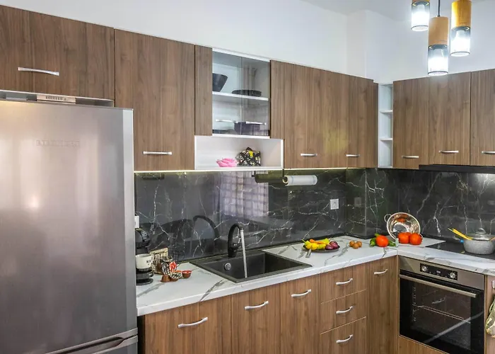 Sophie's Place Center * كافالا